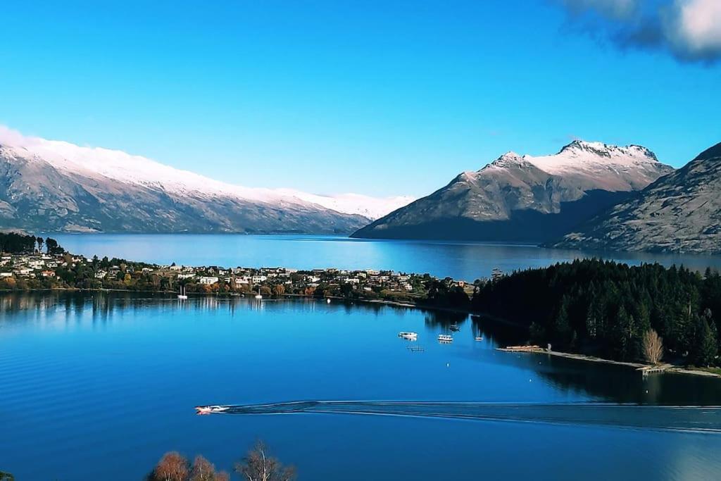 Lovely Apartment- Amazing Lake & Mountain Views Queenstown Exteriör bild